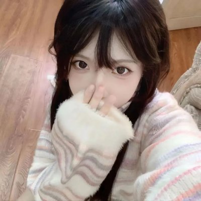 骑着鱼的猫